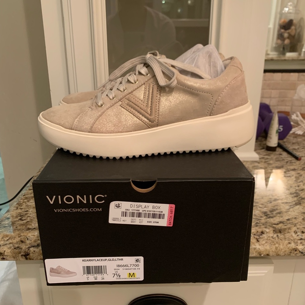Vionic Women's Gold Sneakers